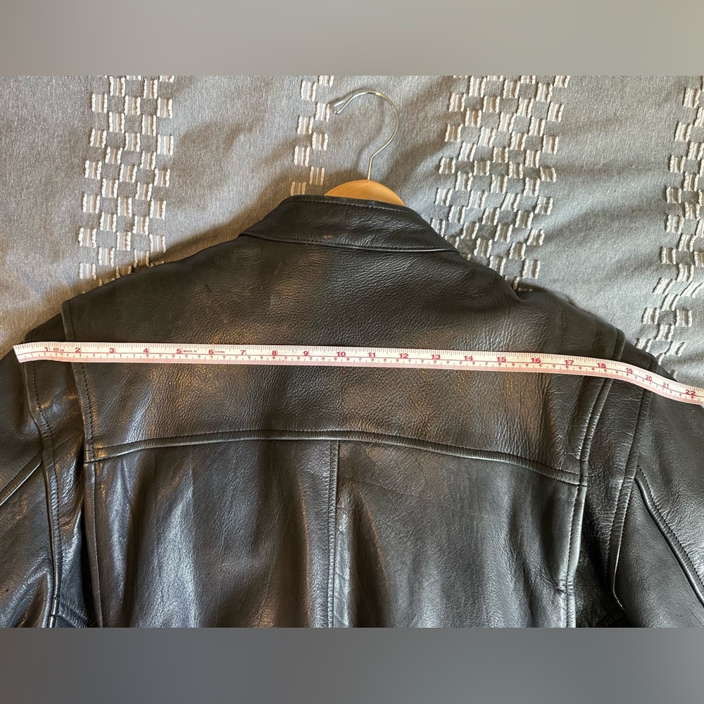IK black Leather motorcycle jacket, in excellent condition, unisex size 48. - Picture 9 of 16